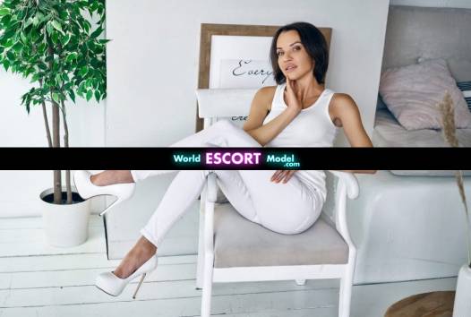 MIA CAPRI PORN STAR PORNSTAR