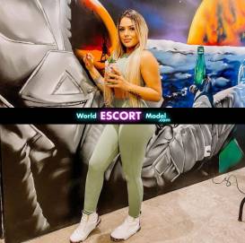 ESTEFANIA & NOELLE 