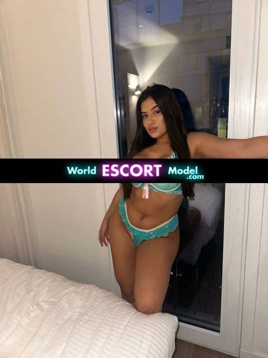 SOPHIA DOLLAR