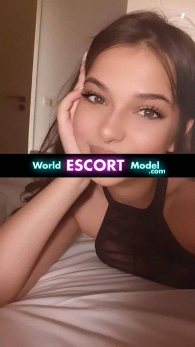 NICOLE